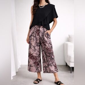 Ruti Style Snake Print Wide Leg Crop Pants Elastic Waist Relaxed Fit XS–M